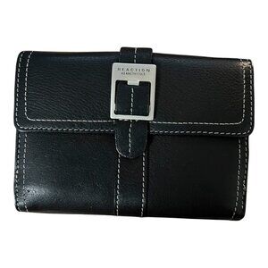 Vintage Reaction Kenneth Cole Women's Black Leather Bifold Wallet Snap Closure I